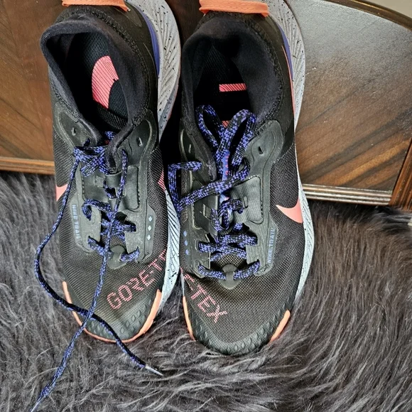 Nike Pegasus Trail 3 Gore-Tex Black/Flash Crimson-Lapis DC8794-002 Womens NWOB - Picture 6 of 12